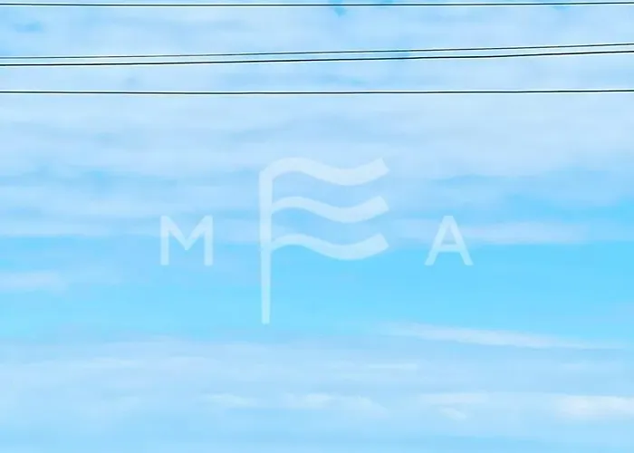 Marine Jewel Retreat B52 * Golem (Tirana)