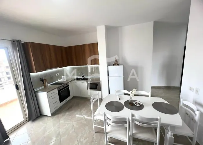 Apartment Marine Jewel Retreat B52 Golem (Tirana)