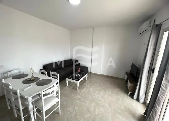 Marine Jewel Retreat B52 Apartment