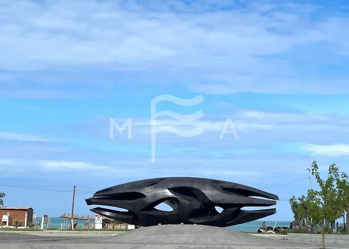 Marine Jewel Retreat B52 * Golem (Tirana)